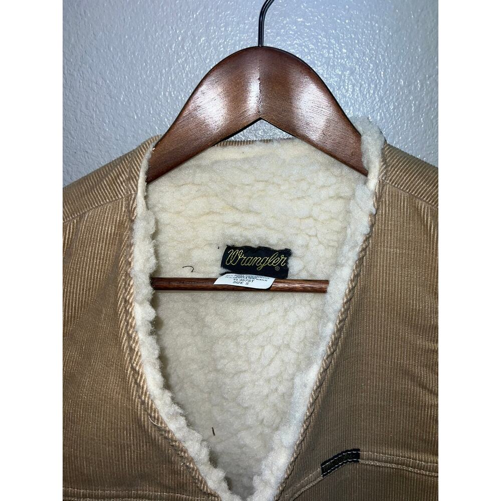 Wrangler Tan Sherpa-Lined Vest - image 6